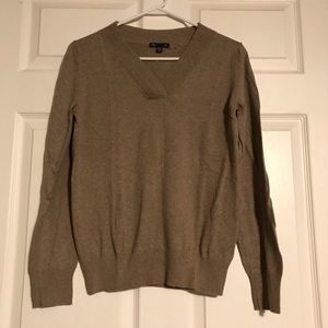 Gap V-neck Sweater